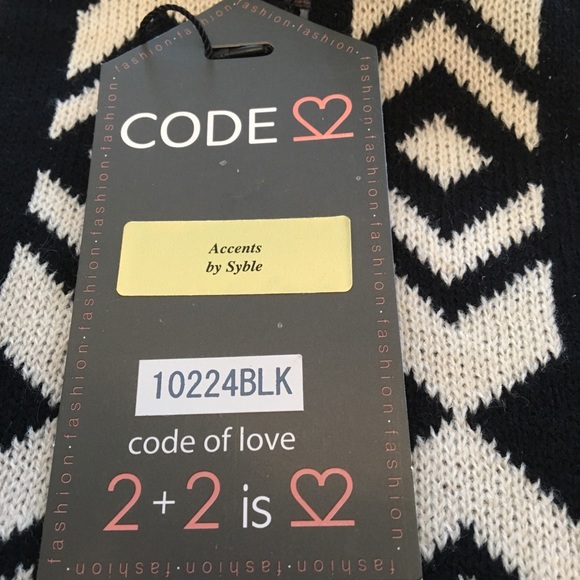 Wrap W/Long Fringe - Picture 6 of 6